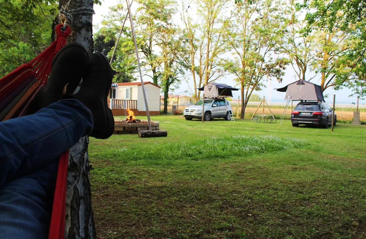 Camping Del Falco Agricamp-12 Kilometers To Garda Lake And Verona Bussolengo Italië