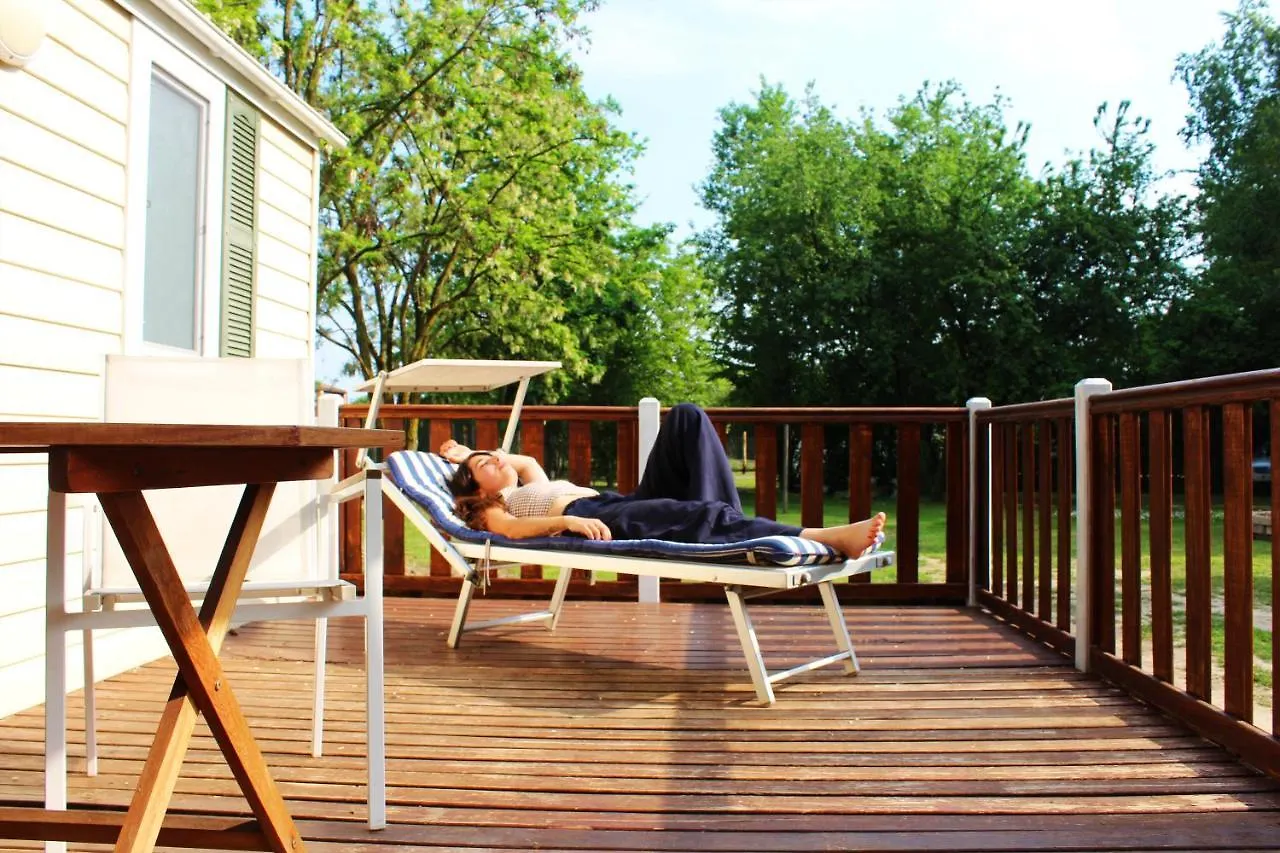 Campsite Del Falco Agricamp-12 Kilometers To Garda Lake And Verona Bussolengo